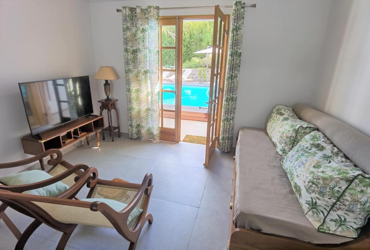 Le Jacaranda Du Guillaume Bed & Breakfast Le Guillaume Екстериор снимка